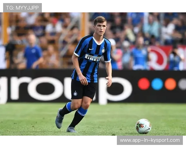 国际米兰小胜斯佩齐亚，欧冠席位稳固，国际米兰小将